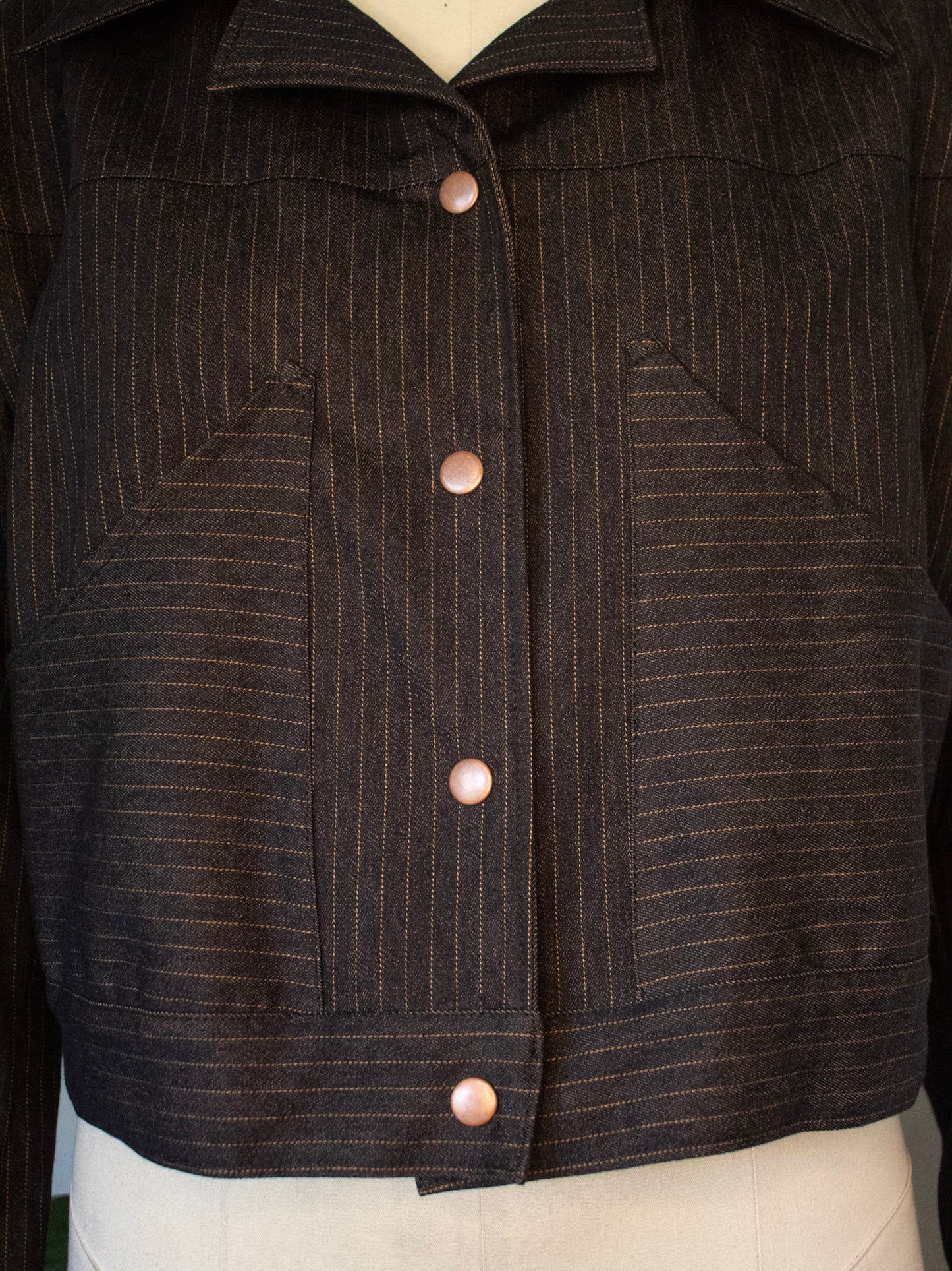 Cropped Jacket (pin-stripped)