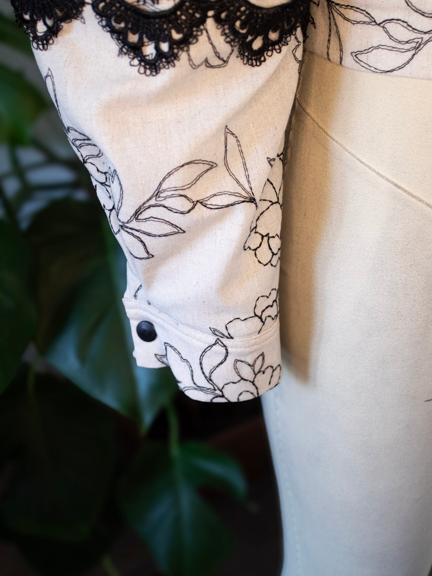 Cropped Jacket (Floral)